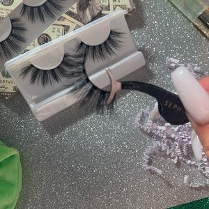 Bag with lash style “hu$tler” 💚